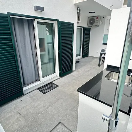 Apartment Sea And Sun 4 - T1 *